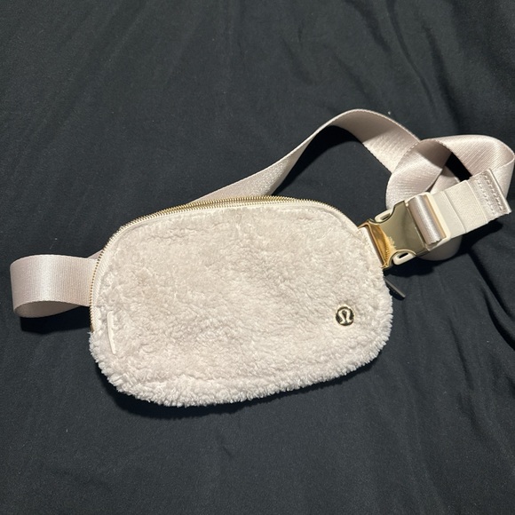 lululemon athletica Handbags - Cream Sherpa Fanny pack / cross body bag - LuluLemon